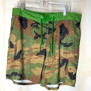 The North Face green camouflage swim trunks, size 36‎